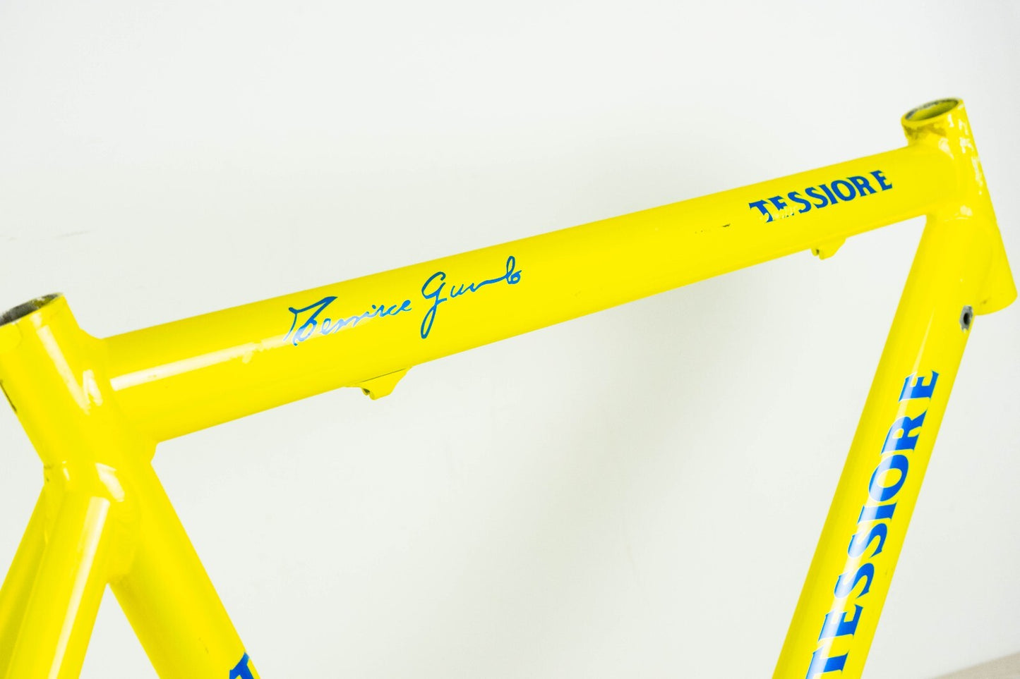 ALUMINIUM ALLOY FRAME 52 VINTAGE LILGHT ROAD BIKE 700c BICYCLE YELLOW S SMALL