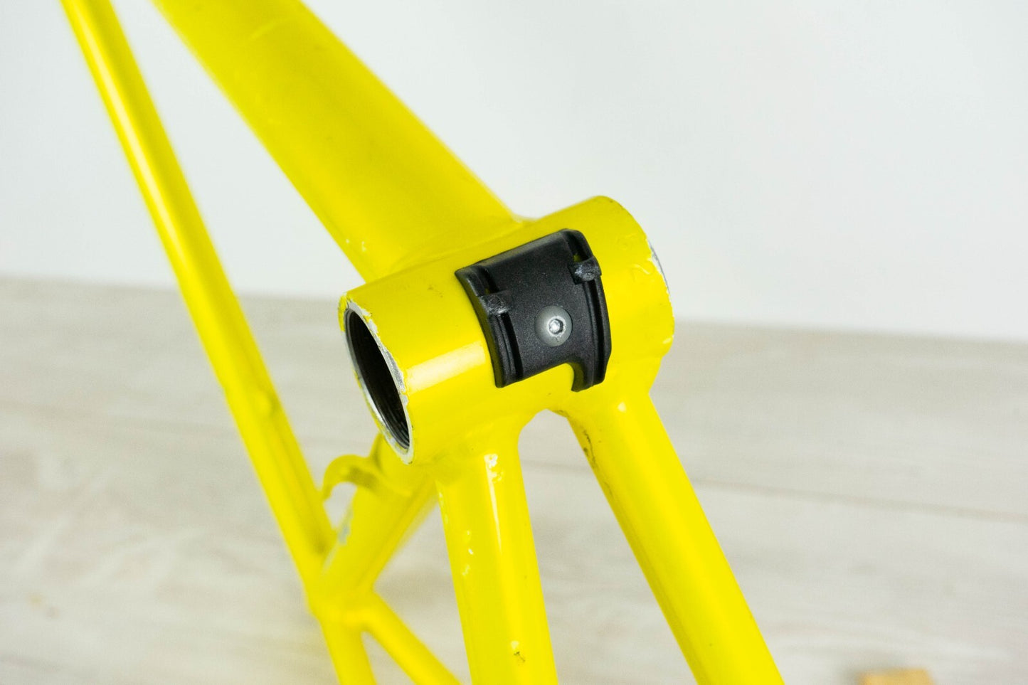 ALUMINIUM ALLOY FRAME 52 VINTAGE LILGHT ROAD BIKE 700c BICYCLE YELLOW S SMALL