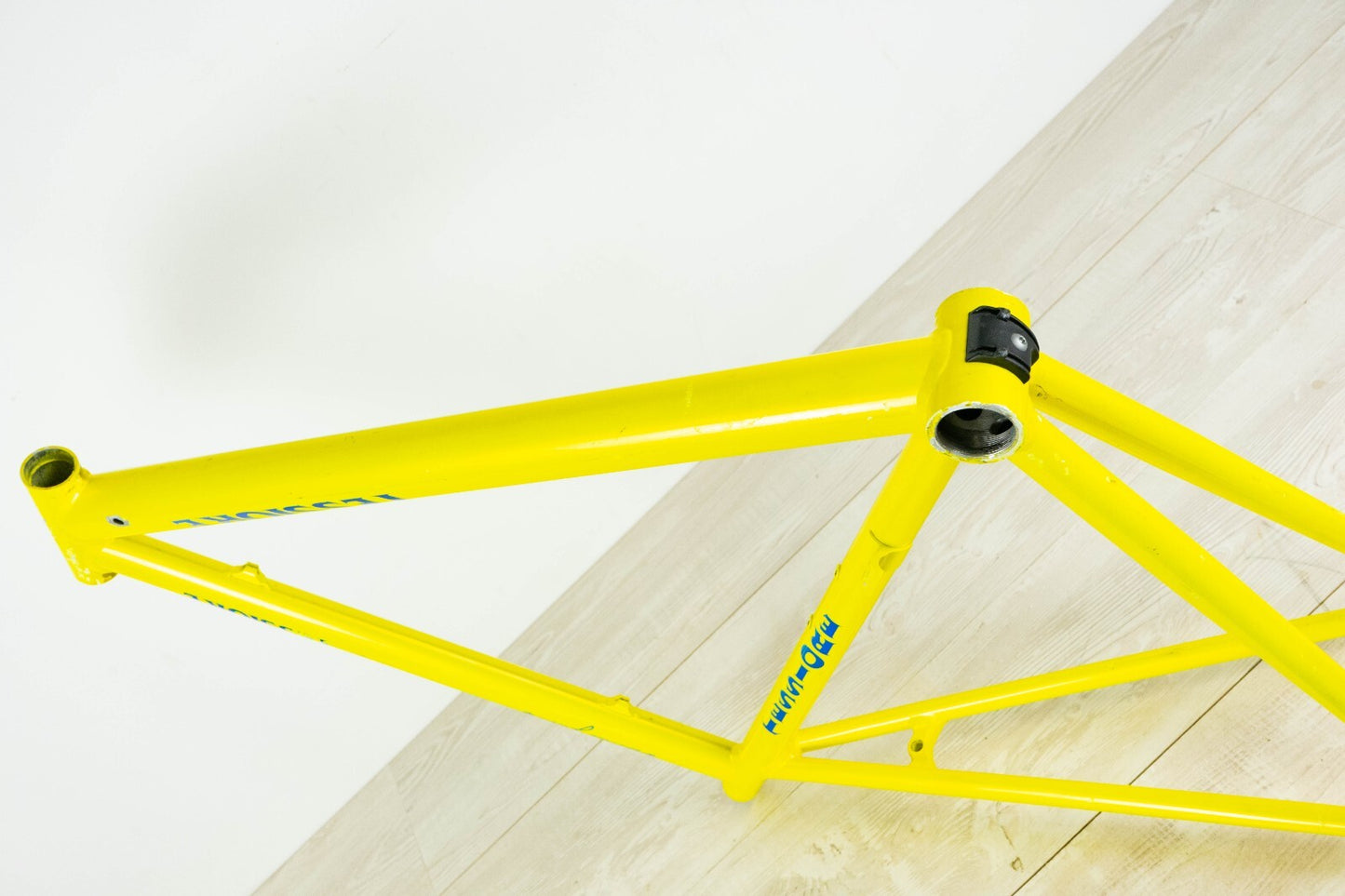 ALUMINIUM ALLOY FRAME 52 VINTAGE LILGHT ROAD BIKE 700c BICYCLE YELLOW S SMALL