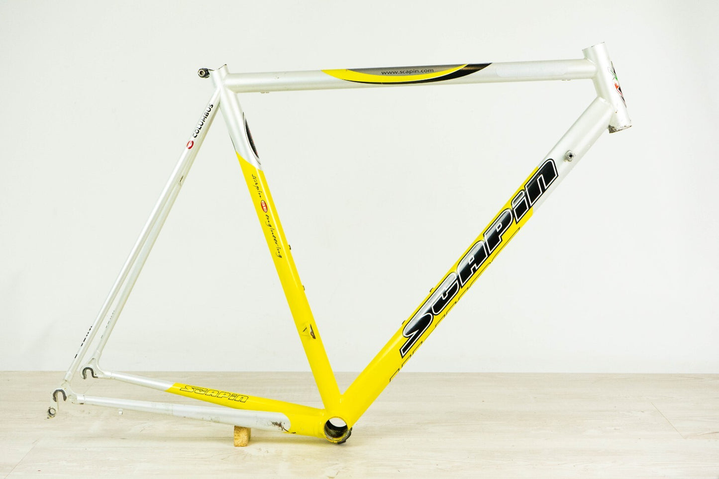 SCAPIN VINTAGE FRAME 53 54 ROAD BIKE STEEL BICYCLE 90S WHITE COLUMBUS GENIUS EOS