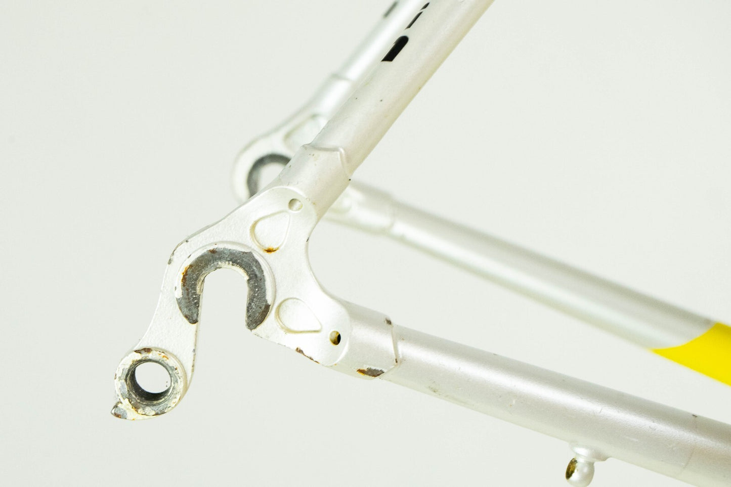 SCAPIN VINTAGE FRAME 53 54 ROAD BIKE STEEL BICYCLE 90S WHITE COLUMBUS GENIUS EOS