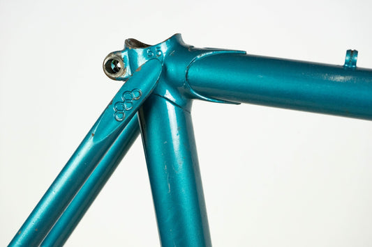 VINTAGE FRAME STEEL ROAD BIKE 55 CAMPAGNOLO OLD 700C BICYCLE 80S CLASSIC BLUE