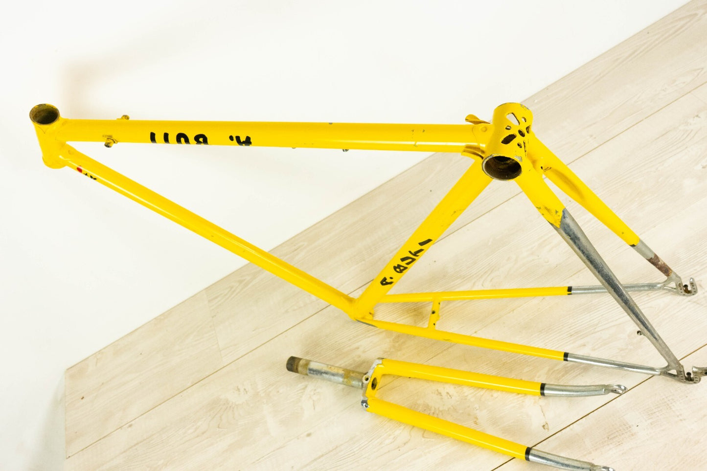 DEL SERRA (?) VINTAGE FRAME SET 51 52  STEEL ROAD BIKE CAMPAGNOLO OLD 700C 70S
